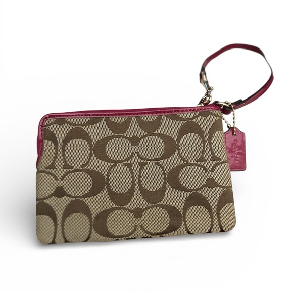 Coach Signature C/Magenta Wristlet - Picture 2 of 5